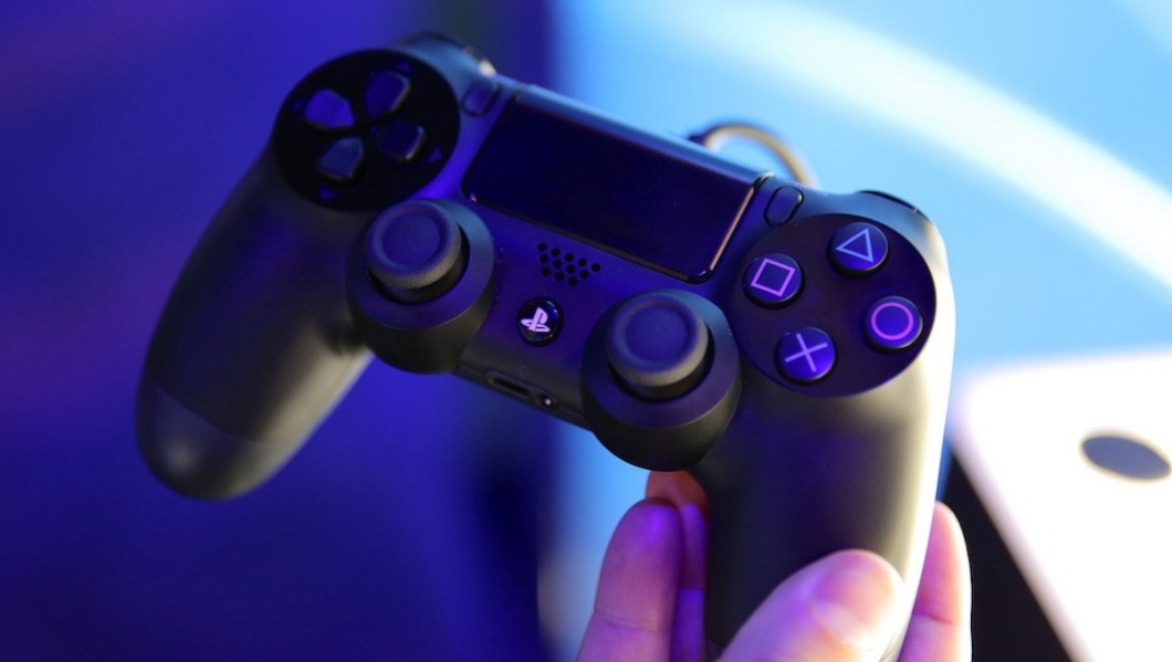 PS4 controller